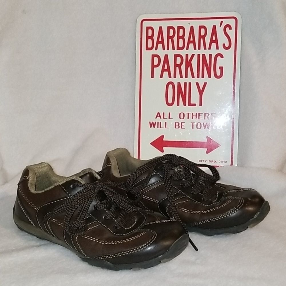 SONOMA BOYS SHOES SZ 1 M